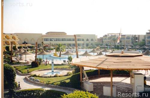 Royal Azur Resort 3